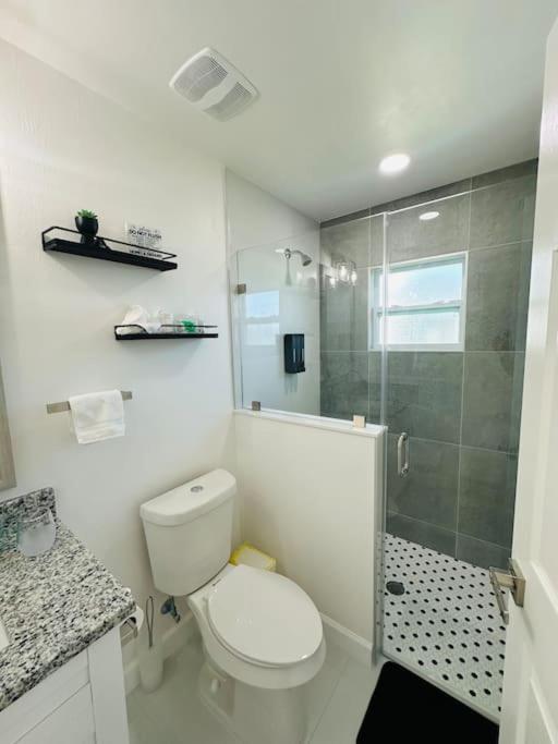White House 1 Villa Lehigh Acres Bagian luar foto