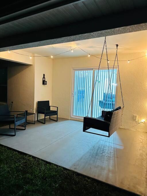 White House 1 Villa Lehigh Acres Bagian luar foto