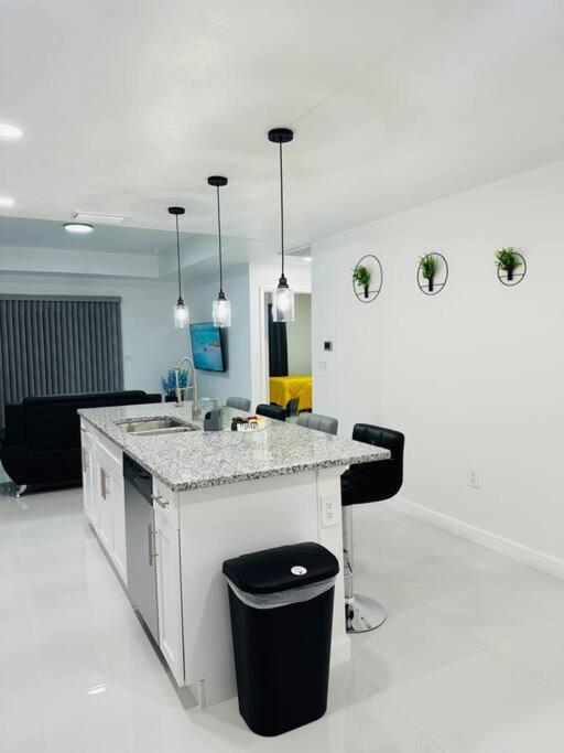 White House 1 Villa Lehigh Acres Bagian luar foto